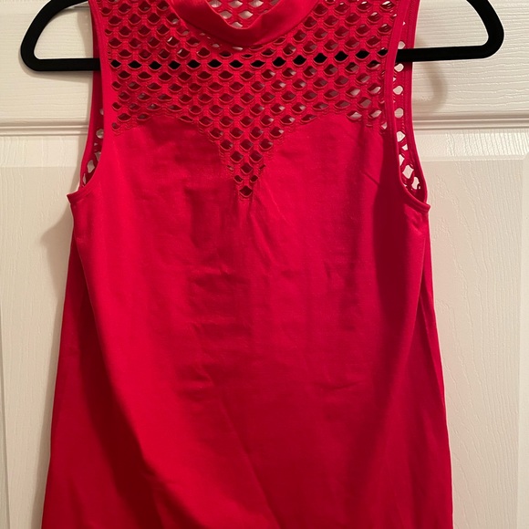 VENUS Vibrant red & stretchy w/gorgeous detail in front/back.NWOT XL - Picture 1 of 3